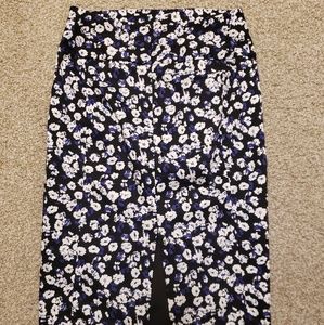 Express - High Waisted
Pencil Skirt